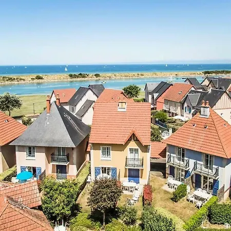 Port-guillaume, De Avec & Piscine Lägenhet