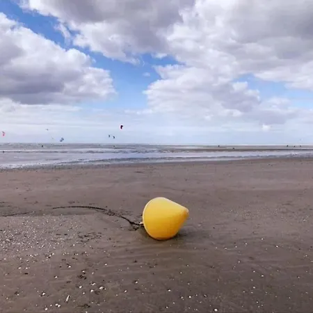 Port-guillaume, De Avec & Piscine Апартаменты *