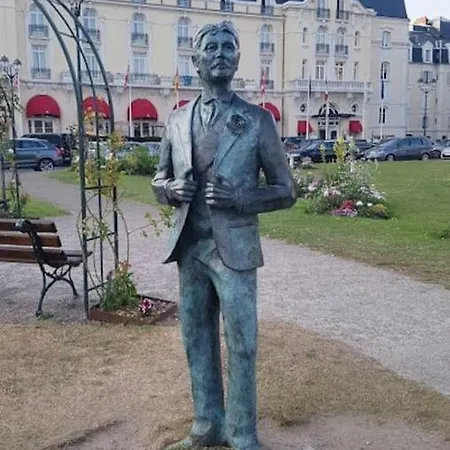 Port-guillaume, De Avec & Piscine *