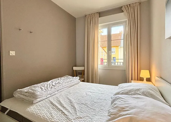 Διαμέρισμα Port-guillaume, De Avec & Piscine Dives-sur-Mer