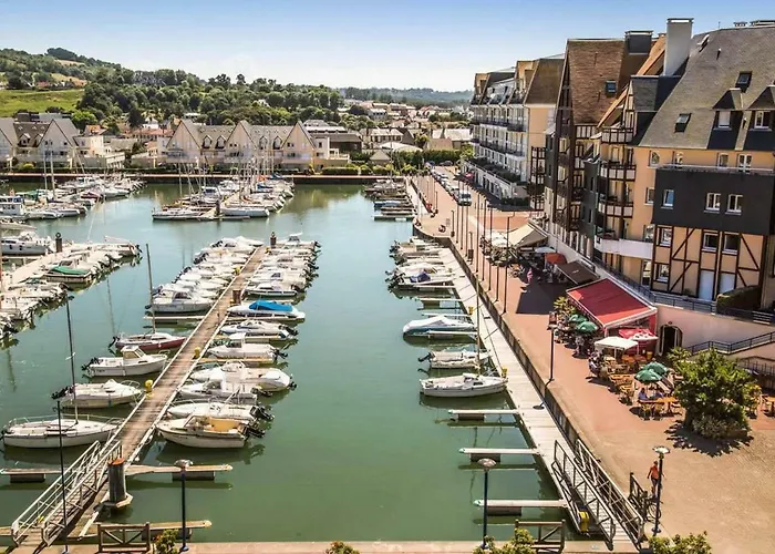 Port-guillaume, De Avec & Piscine